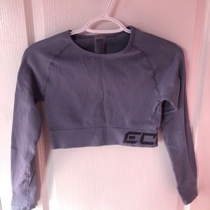 Echt cropped workout long sleeve